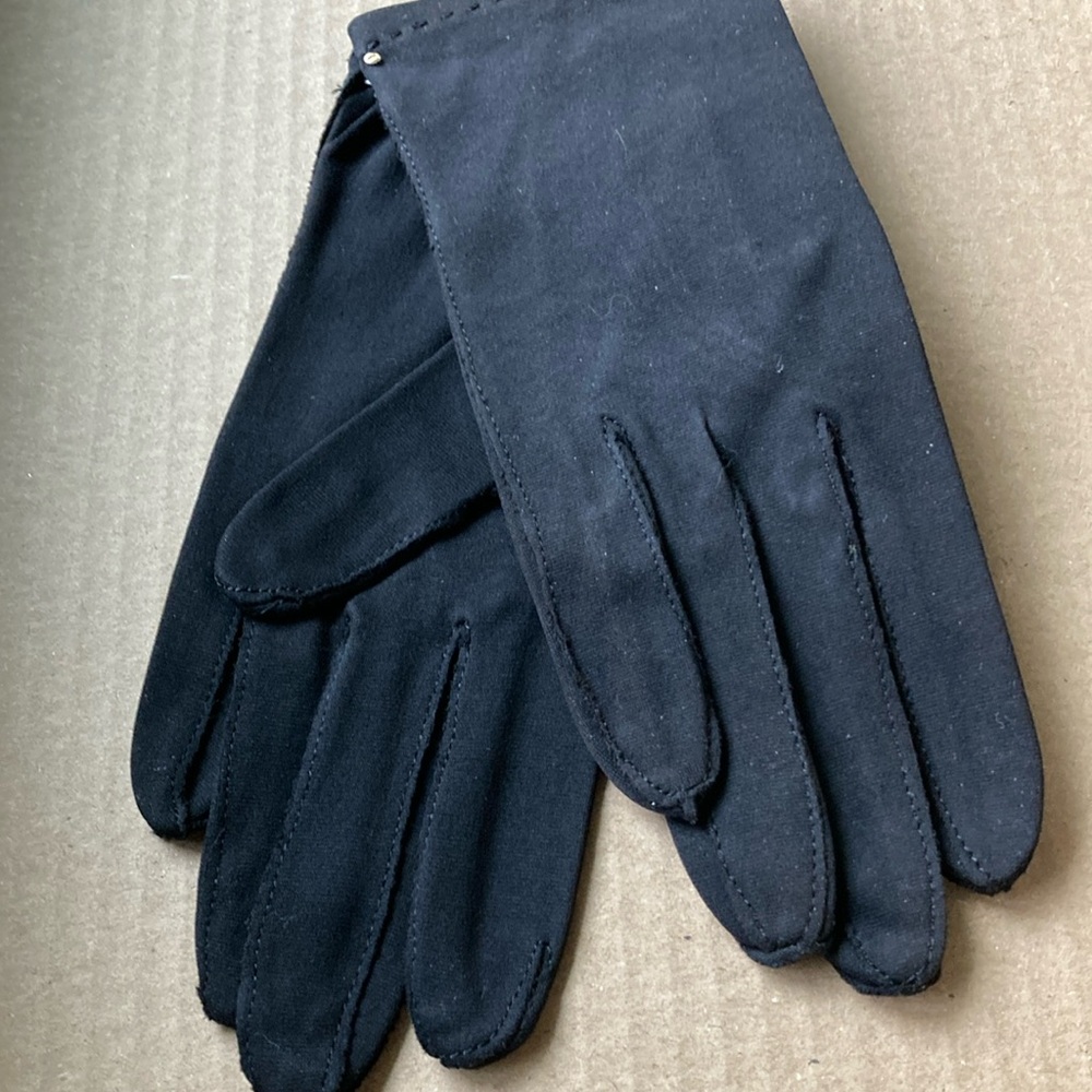 Vintage Black Gloves